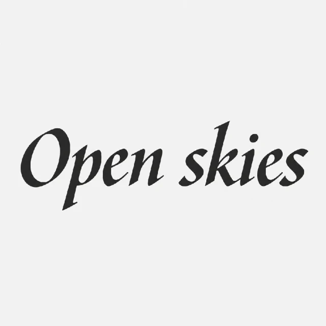 Open skies · 넓은 펜촉 이탤릭